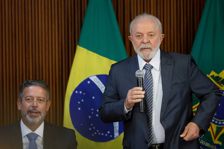 O presidente Lula e o presidente da Câmara, deputado Arthur Lira (PP-AL), em novembro de 2023 