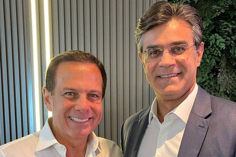 João Doria e Rodrigo Garcia durante evento no Lide, nesta quinta (7). "Muito feliz em receber no Lide o governador Rodrigo Garcia, meu querido amigo. [...] Foi um leal e eficiente vice-governador", escreveu Doria