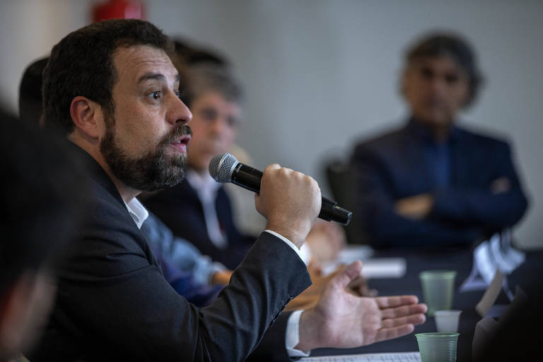 Boulos evita falar de Marta como vice e nega constrangimento sobre Janones; veja vídeo