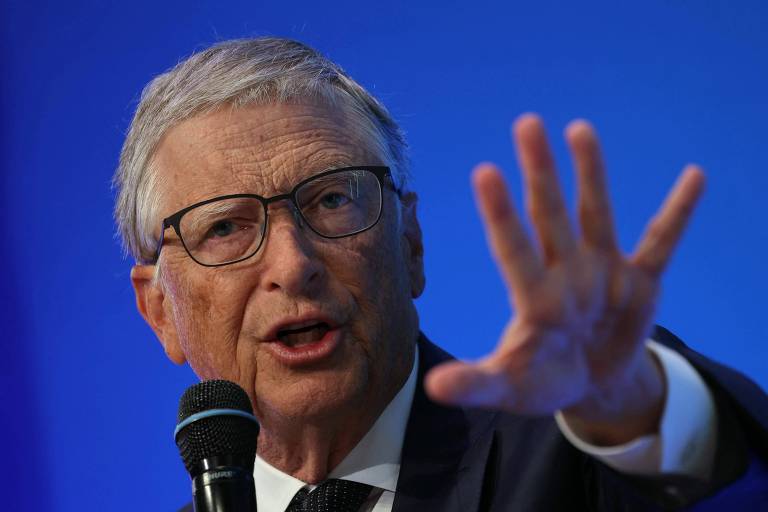 Bill Gates promete investir bilhões em busca de usina nuclear de nova tecnologia