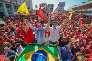 Lula com Marília Arraes e João Campos