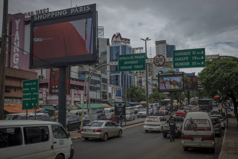 Fiscalização na fronteira com o Paraguai