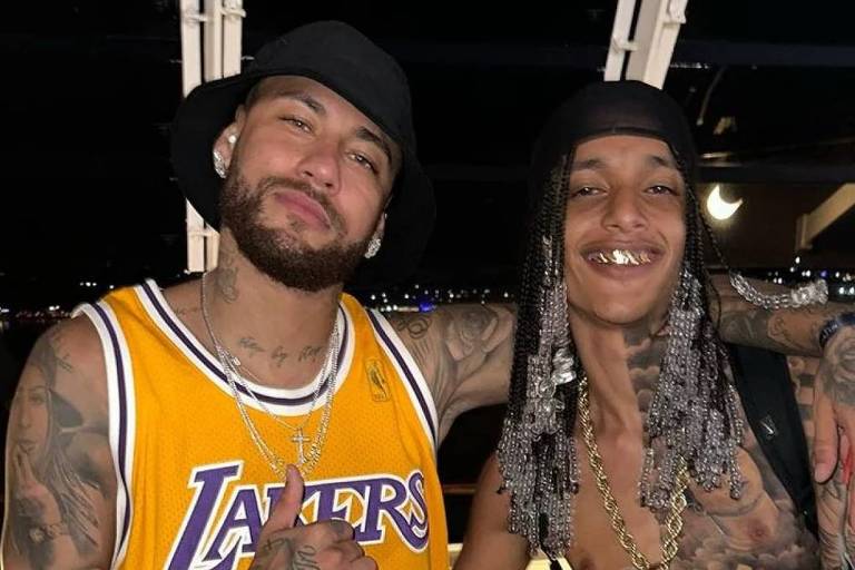 Navio de Neymar teve show de rapper filho de Marcinho VP; jogador tietou cantor