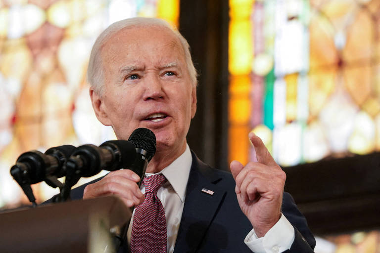 O presidente Joe Biden discursa em igreja na cidade de Charleston, na Carolina do Sul
