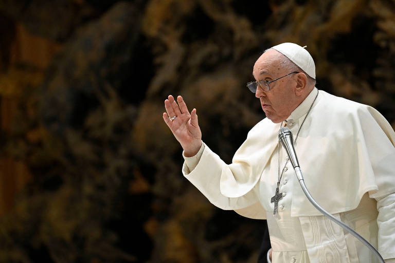 Prazer sexual é presente de Deus minado pela pornografia, diz papa Francisco