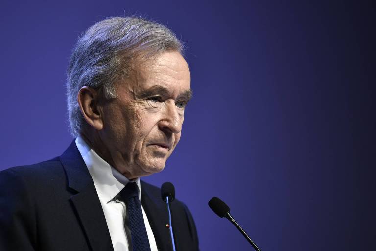 Bernard Arnault ultrapassa Musk e volta a ser o mais rico do mundo, diz Forbes