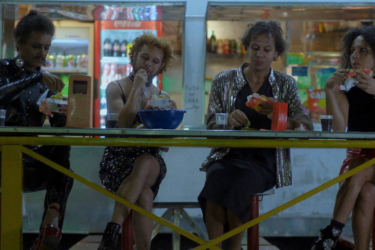 Filme premiado no Mix Brasil retrata a vida urbana de amigas trans em BH