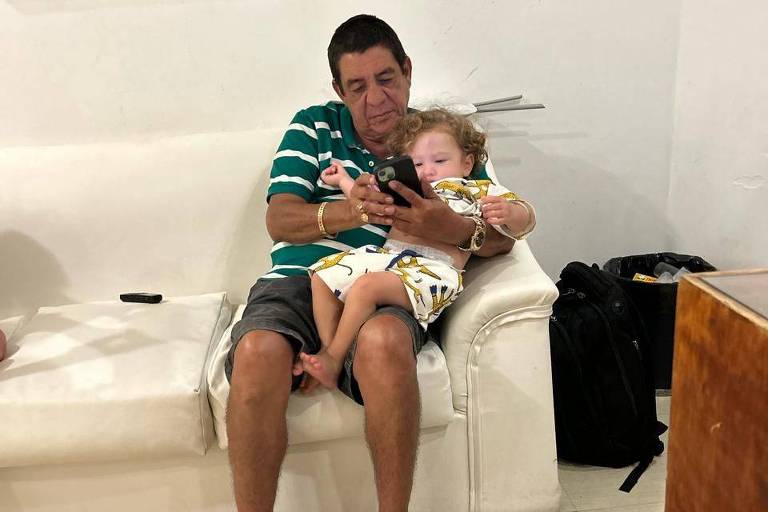 Marmita, jogo do bicho, chamego com os netos: uma tarde com Zeca Pagodinho