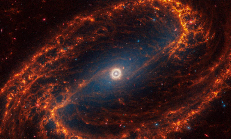 Telescópio James Webb captura detalhes de 19 galáxias espirais