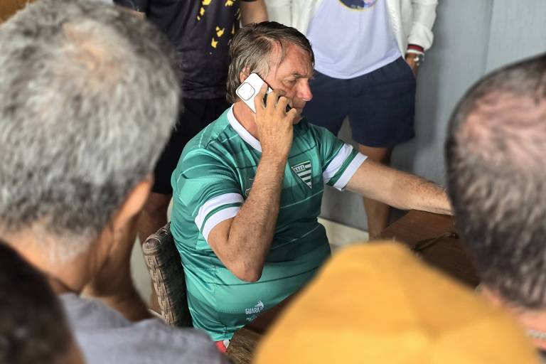 Bolsonaro enaltece morte de suspeitos pela Rota em resposta a assassinato de soldado