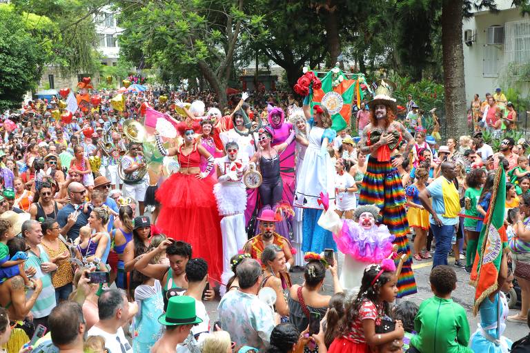 RIO DE JANEIRO, RJ, 04.02.2024, CARNAVAL, Bloco Gigantes da Lira no Rio de Janeiro. (Foto: Alexandre Macieira/Riotur)