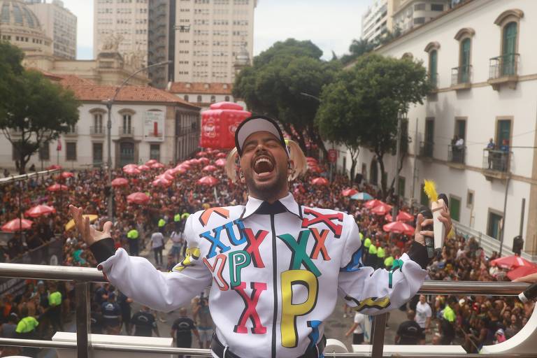 RIO DE JANEIRO, RJ, 04.02.2024, CARNAVAL, Pedro Sampaio no Bloco da Favorita no Rio de Janeiro. (Foto: João Oliveira/Riotur)