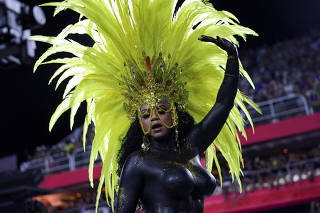 Bianca Monteiro, da Portela, desbanca Paolla Oliveira e � eleita melhor rainha de bateria do Carnaval 2024