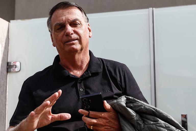 Veja próximas etapas para Bolsonaro em caso de cartão; regime fechado é improvável