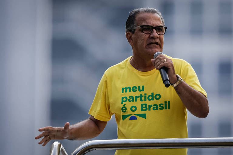 Malafaia diz que Bolsonaro deveria dar uma prensa em Tarcísio