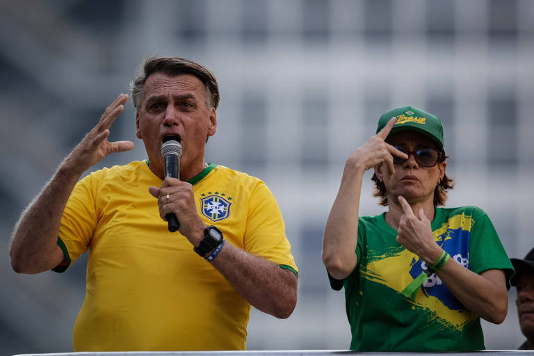 O ex-presidente Jair Bolsonaro em ato na avenida Paulista
