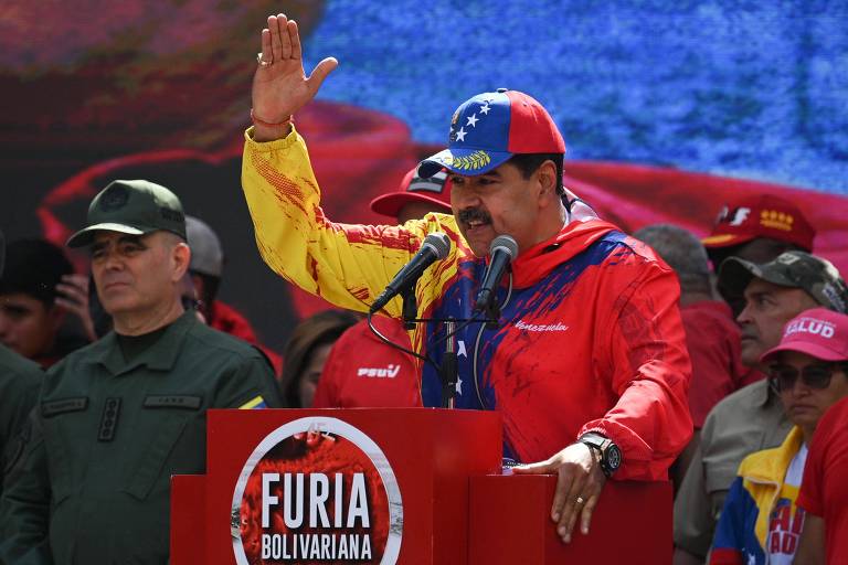 Partido de Nicolás Maduro o oficializa como candidato às eleições presidenciais