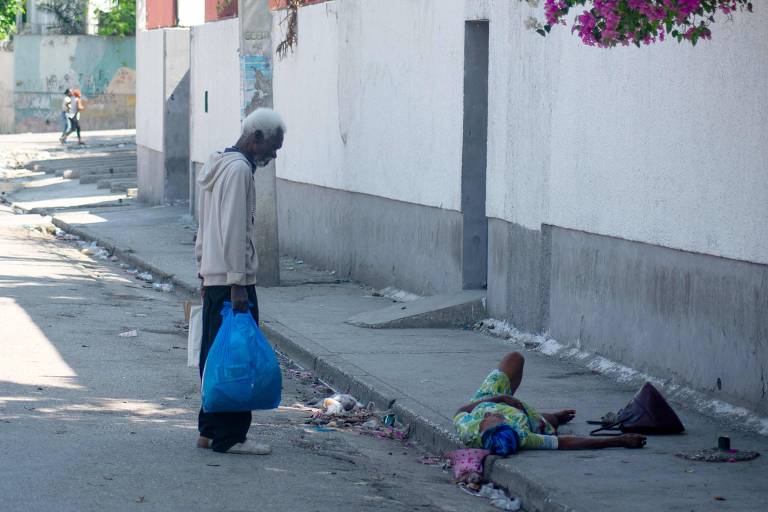 Forças Armadas dos EUA retiram funcionários da embaixada no Haiti e reforçam segurança