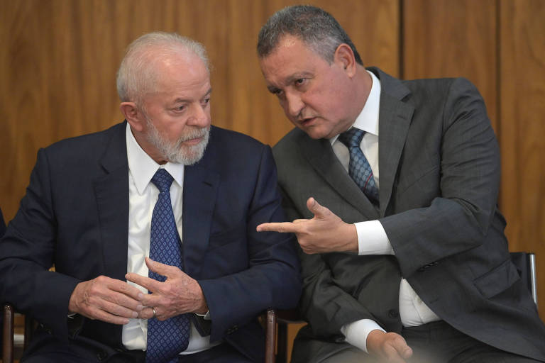 Decisão sobre dividendos cabe à Petrobras e leis foram cumpridas, diz Rui Costa