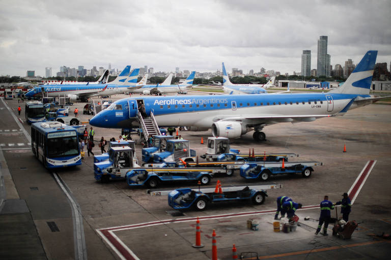 Brasil e Argentina derrubam limite para voos de passageiros entre os dois países