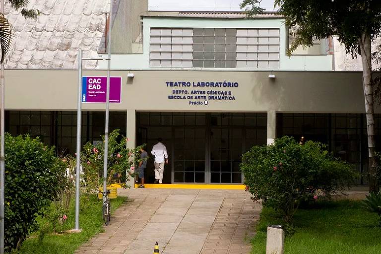 A Escola de Artes Dramática na USP