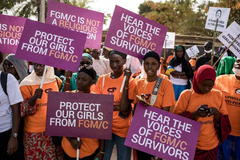 Gâmbia aprova medida que pode legalizar mutilação genital de mulheres