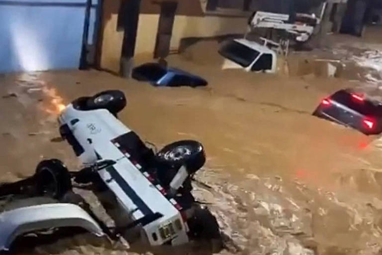 As fortes chuvas que atingiram o sul do Espírito Santo nesta madrugada provocaram estragos na cidade de Mimoso do Sul, no Sul capixaba