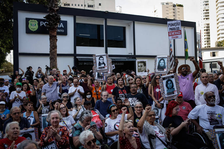 Ato reúne Dirceu, Suplicy e Erundina e relembra golpe de 1964 com recados a Lula e Bolsonaro