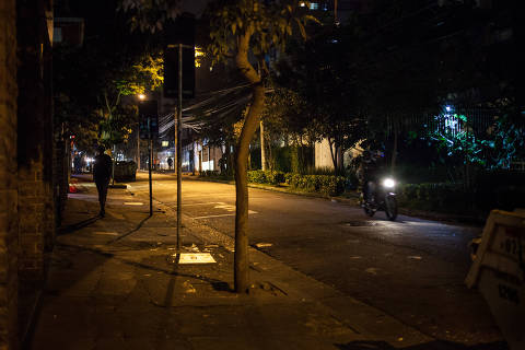 SÃO PAULO, SP, BRASIL 09.04.2018 Rua Frei Caneca, onde uma série de roubos foi registrada nos últimos dias, inclusive arrastões de criminosos (Foto: Patricia Stavis/Folhapress)