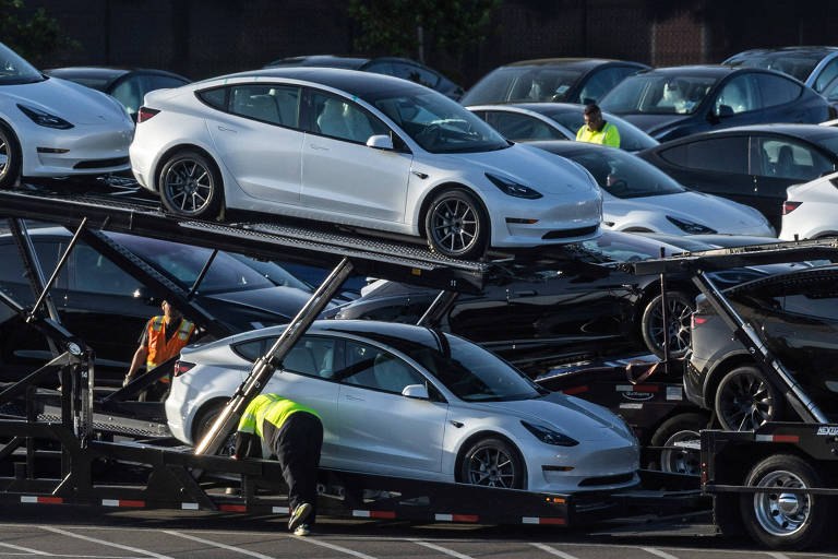 Queda em ações da Tesla não tem relação com embates entre Musk e Moraes