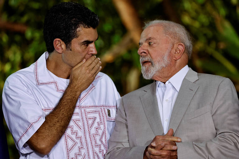 Helder e Lula conversam