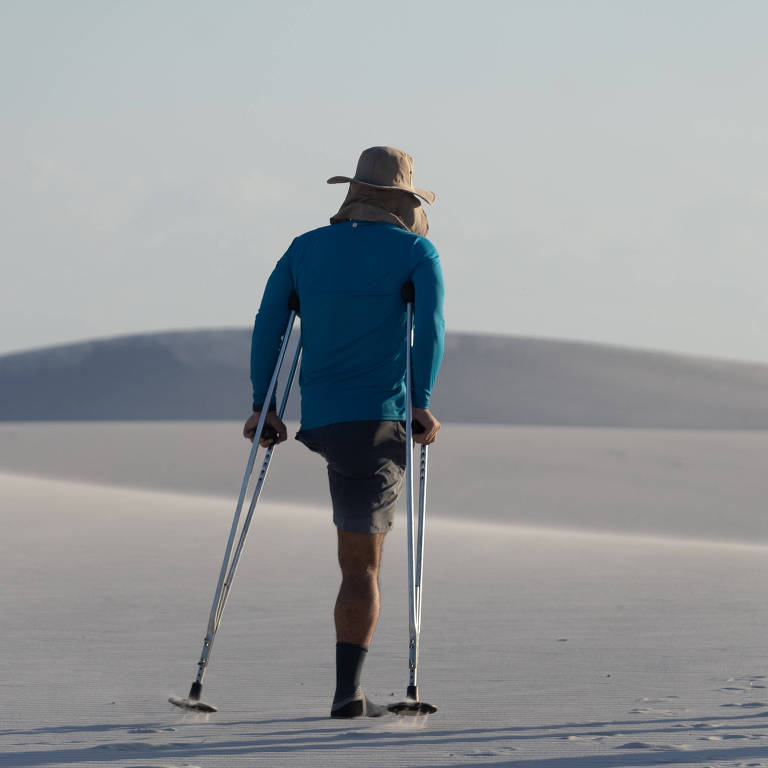 Angelo Santos, nos Lençóis Maranhenses, onde percorreu 40 quilômetros