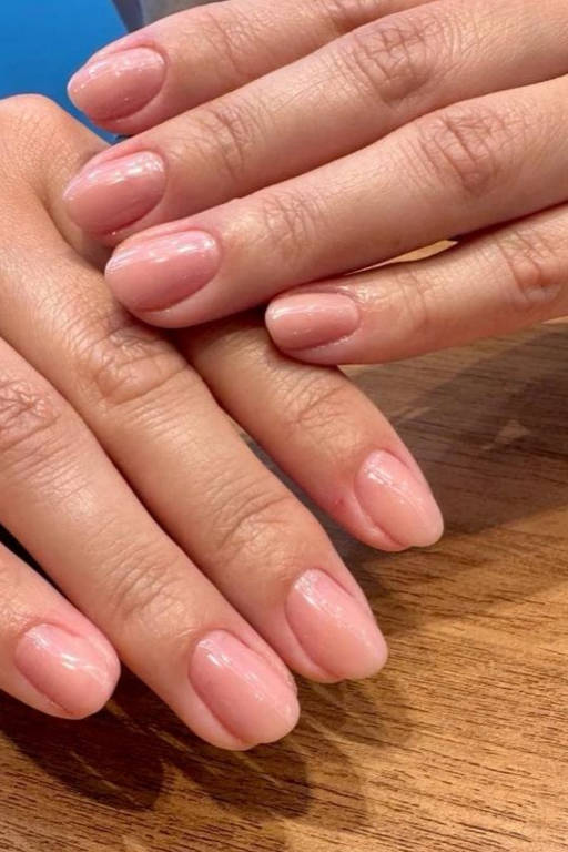 Conheça a tendência da nonicure ou naked nails