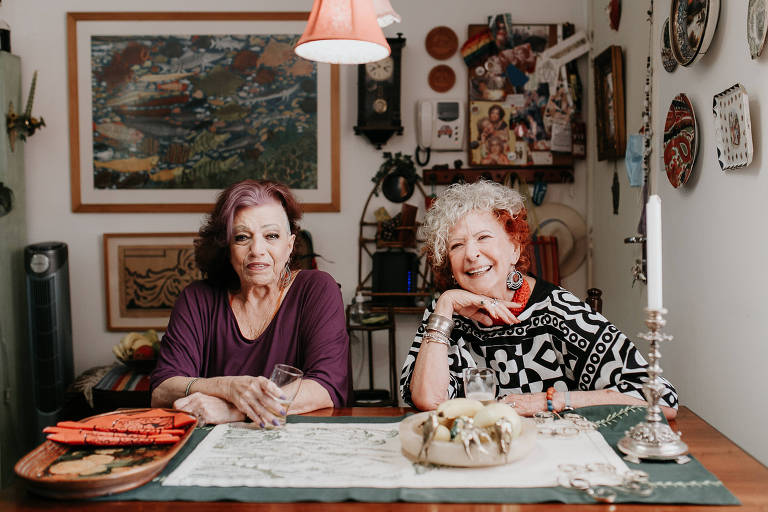 Gilda Bandeira de Mello, 82, e Sonia Massara, 86, as Avós da Razão, em 2024