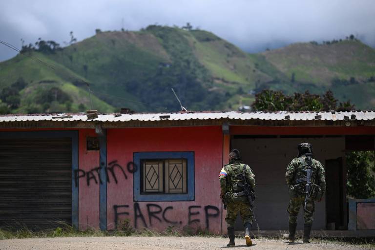 Exército da Colômbia diz ter matado 15 guerrilheiros dissidentes das Farc