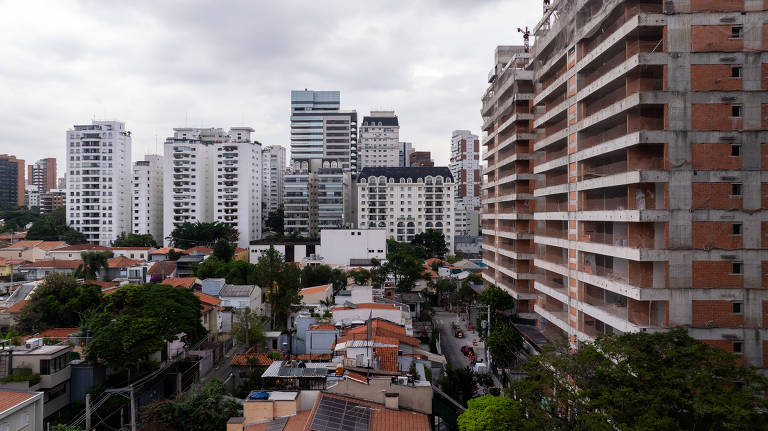 São Paulo: a produção da cidade oca na cidade dos anéis