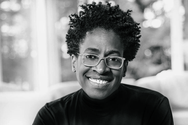 É um momento assustador para a literatura nos EUA, diz autora Jacqueline Woodson