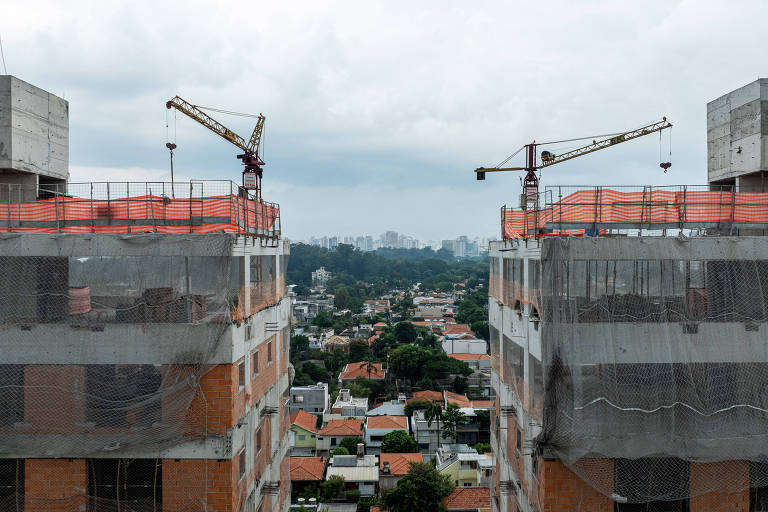 Relatório da reforma tributária aumenta desconto para setor imobiliário e construção civil