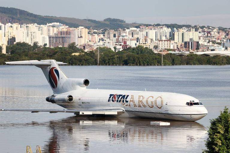 Avião símbolo das enchentes no Rio Grande do Sul não vai mais voar