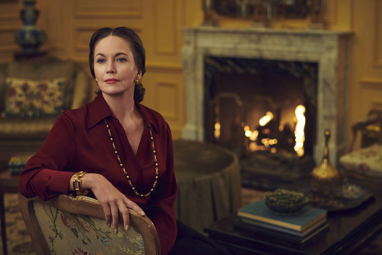 Diane Lane defende socialite que peita Truman Capote em série: 'Por que trair os amigos assim?'