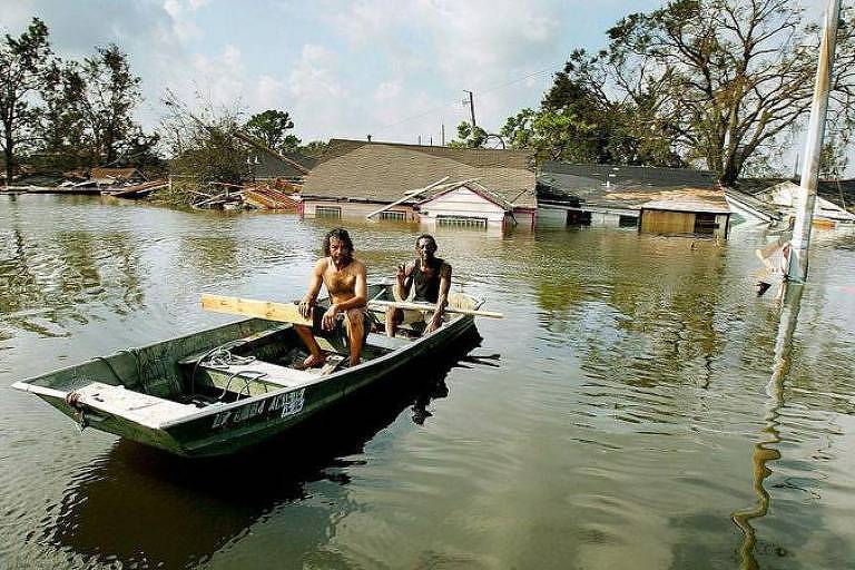 Passagem do furacão Katrina, nos EUA, deixou quase 1,4 mil mortos e mais de 1 milhão de desalojados em 2005