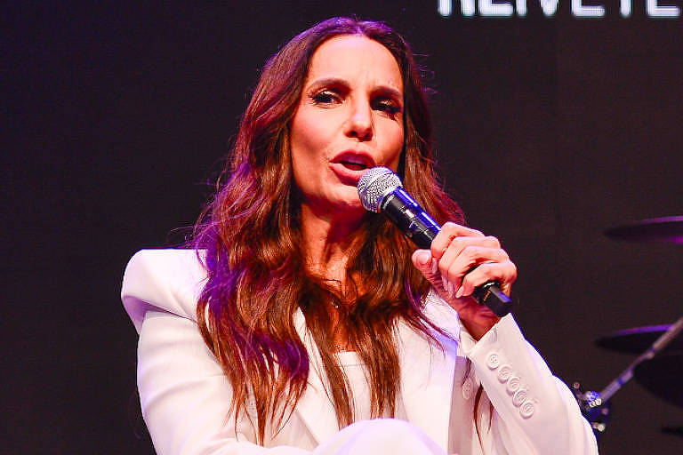 Ivete Sangalo cancela turnê que celebra 30 anos de carreira e alega falhas na organização