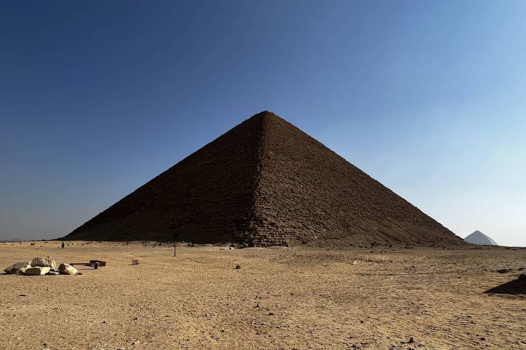 Pirâmides do Egito margeavam braço do rio Nilo quando surgiram