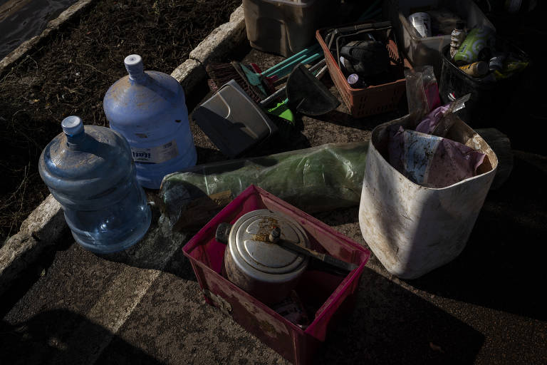 Eldorado do Sul tem ruas com lama e lixo, e moradores definem retomada como lenta