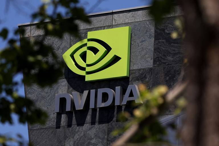 Receita da Nvidia supera expectativas com aumento da demanda por chips de IA