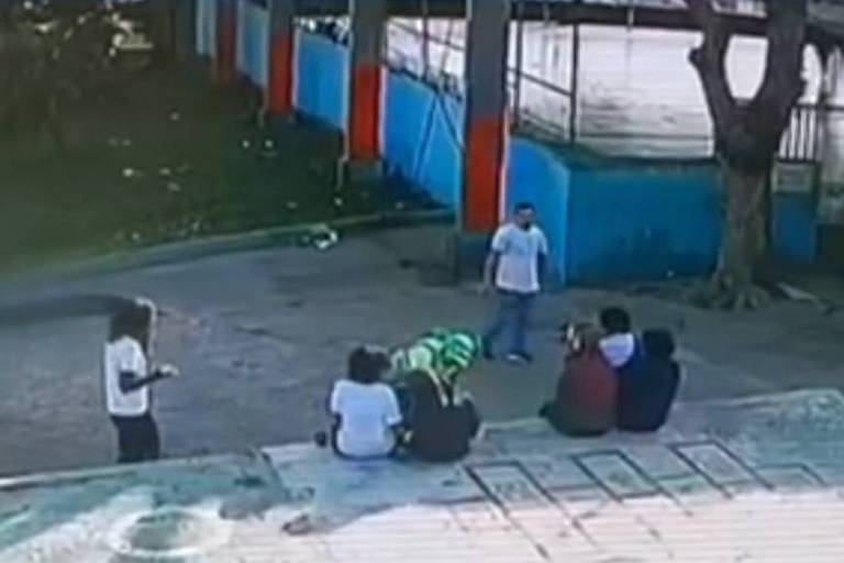 Coletor de lixo é preso por tentar beijar alunos em escola de São Paulo
