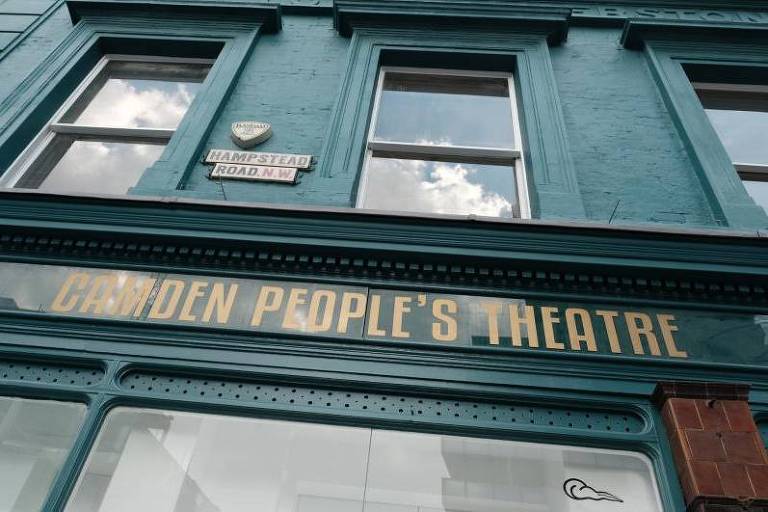 Fachado do Camden People's Theatre