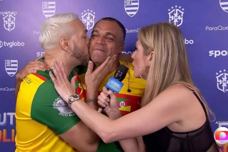 Belo e Denilson têm reencontro com direito a beijo no rosto: 'O que o Brasil queria ver'