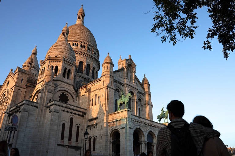 A cidade de Paris, na França, é eleita o melhor destino para lua de mel