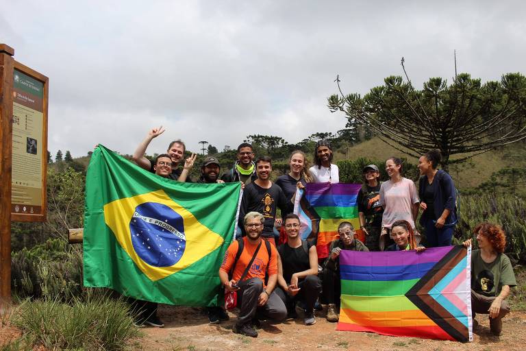 Grupo leva comunidade LGBTQIA+ ao universo do montanhismo